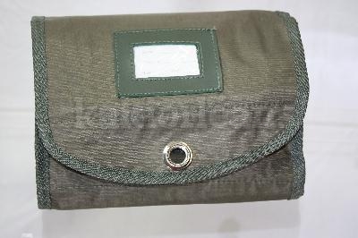Trousse de toilette kaki