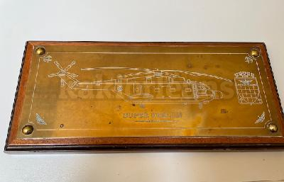 Plaque de l'hélicoptère Super Frelon