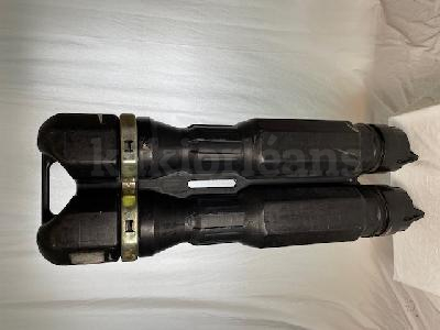 conteneur double pour obus de char de 105 mm OTAN.